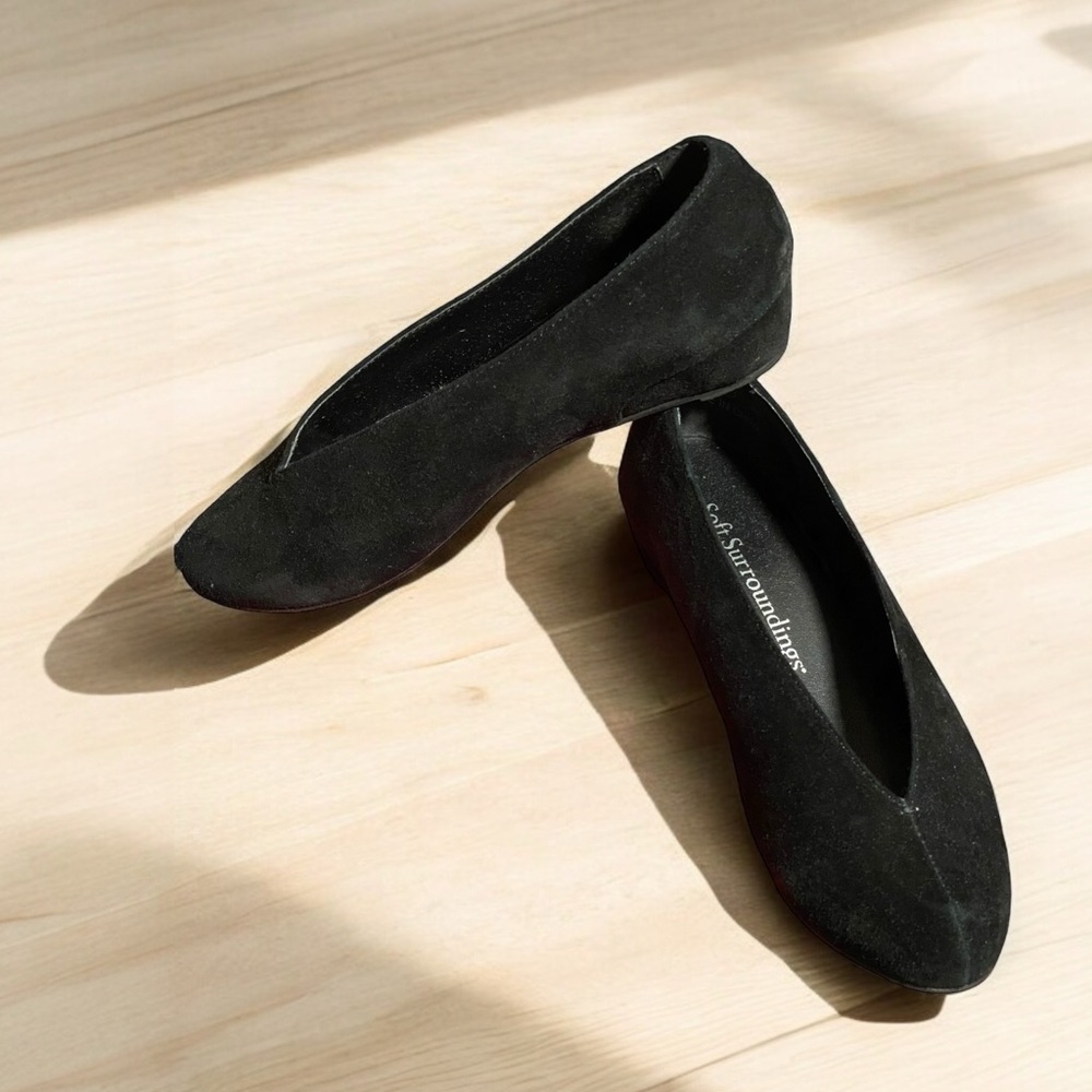 Soft Surroundings, Black Wear with Everything Wedge, Size 6M.